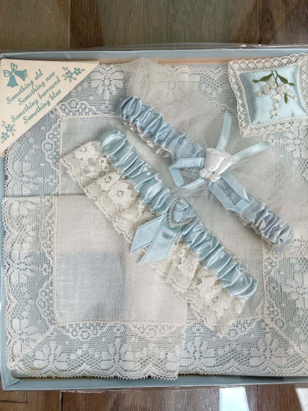 Vintage (but new) Bridal Garter, Handkerchief and Ring Pillow Set